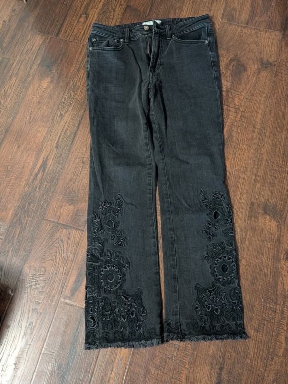 Free People Black Embroidered Crop Jeans EUC
